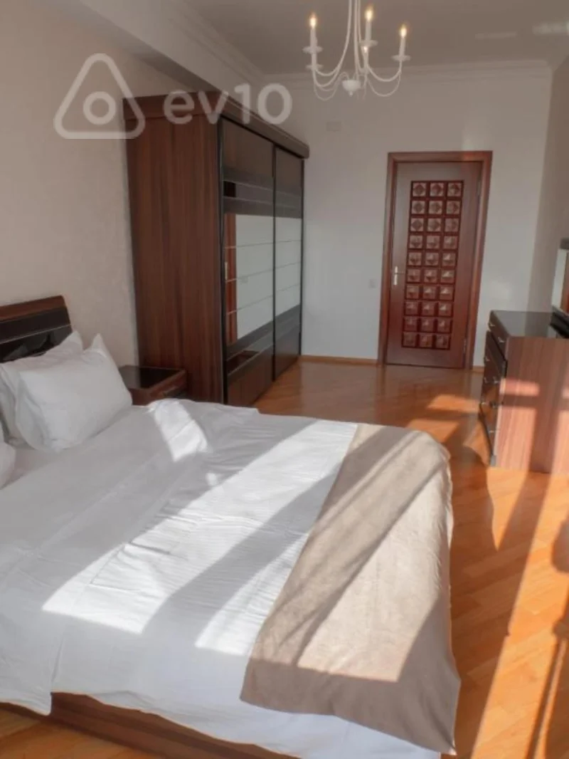 3 otaqlı mənzil, 135 m², Senan Kerimov — Mənzil, Bakı (7)
