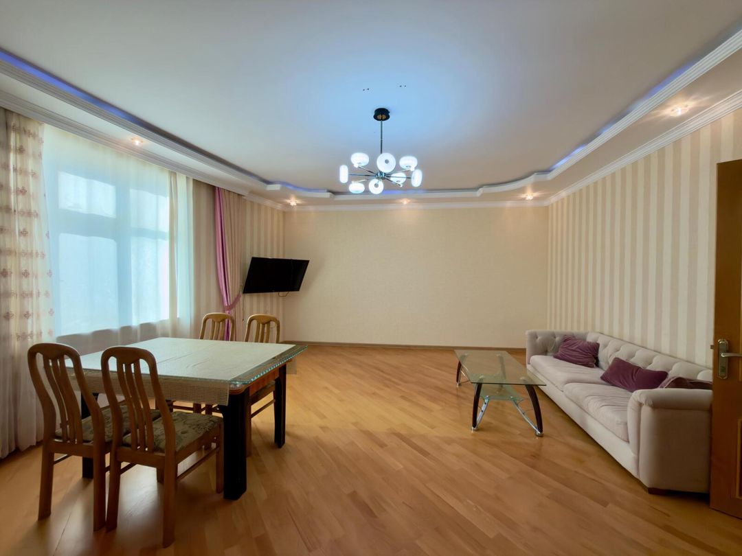 Satılır 3 otaqlı yeni tikili 135 m² — Mənzil, Bakı (4)