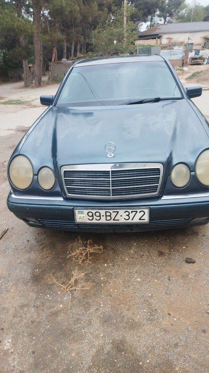 Mercedes E 240, 2.4 L, 1998 il, 370 000 km — Bakı