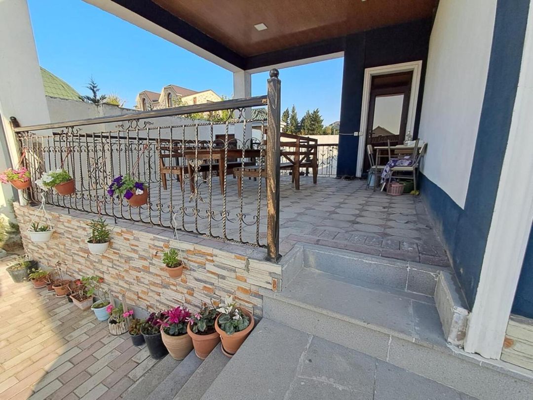 Satılır 4 otaqlı həyət evi/bağ evi 200 m² — Ev, villa, Bakı (9)