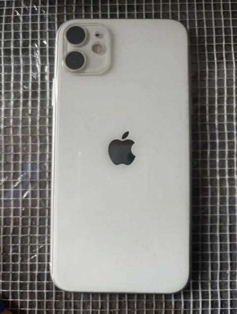 IPhone 11, Ağ, Face ID — Astara