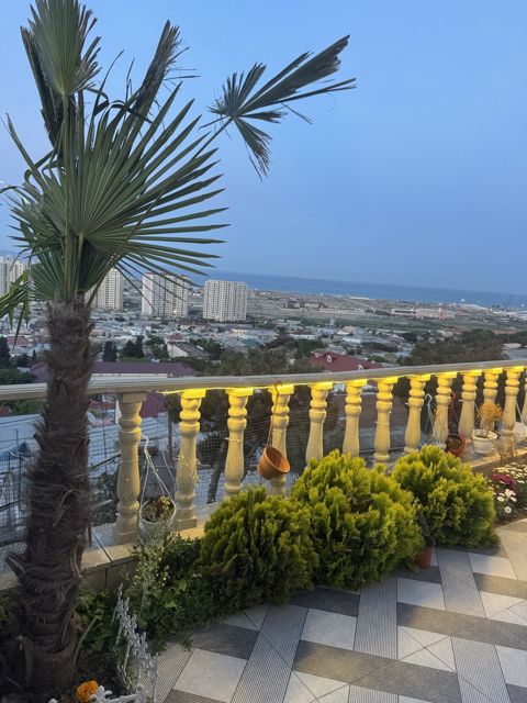 Satılır 3 otaqlı həyət evi/bağ evi 100 m² — Bakı