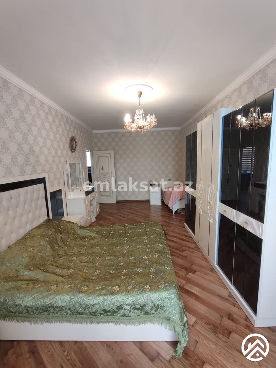 Satılır 5 otaq həyət evi / bağ evi 180 m², Avtovağzal metrosu — Ev, villa, Bakı (9)