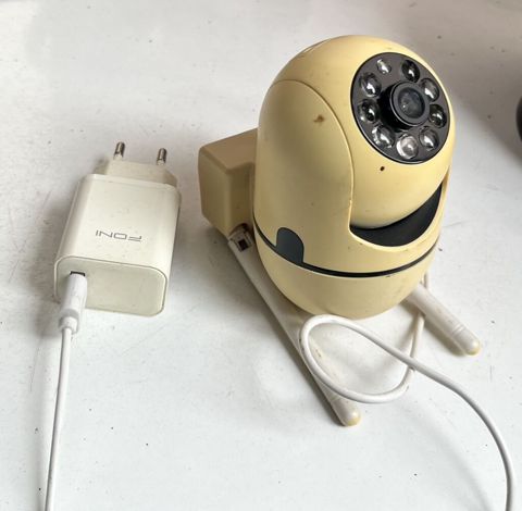 Wi‑Fi IP döner təhlükəsizlik kamerası - 2 antenalı naqilsiz qoşulma — Bakı
