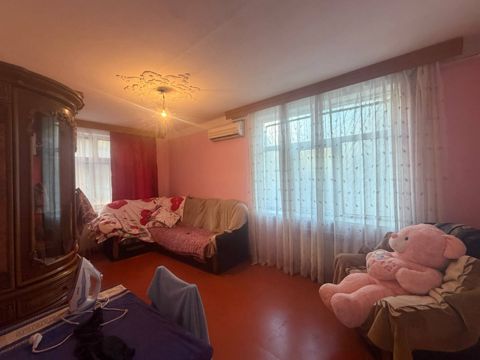 Satılır 2 otaqlı köhnə tikili 65 m² — Bakı