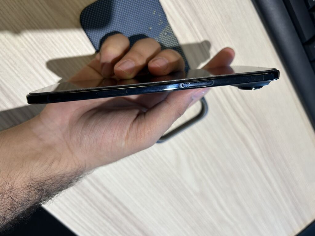 IPhone Air, 256 GB, Space Gray, Zəmanət, Simsiz şarj, Face ID — Apple iPhone, Bakı (3)