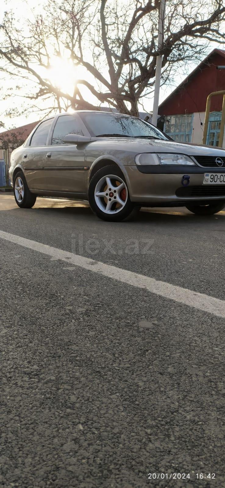 1996 Opel Vectra, 2.0 L, 1996, 141,448 km 90-CC-560 — Avtomobillər, Şamaxı (4)
