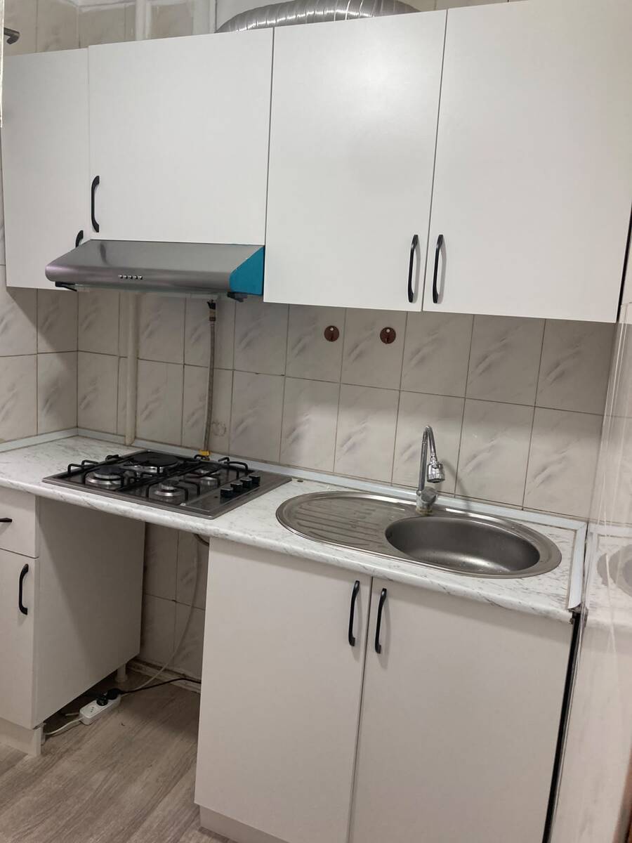 İcarəyə verilir 2 otaqlı köhnə tikili 45 m² — Mənzil, Bakı (11)