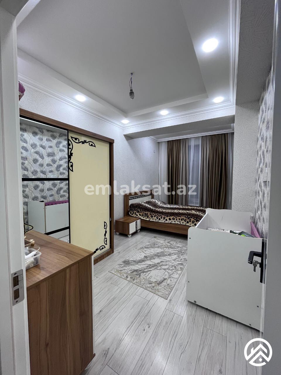 Satılır 2 otaq köhnə tikili 60 m², Bakıxanov — Mənzil, Bakı (4)