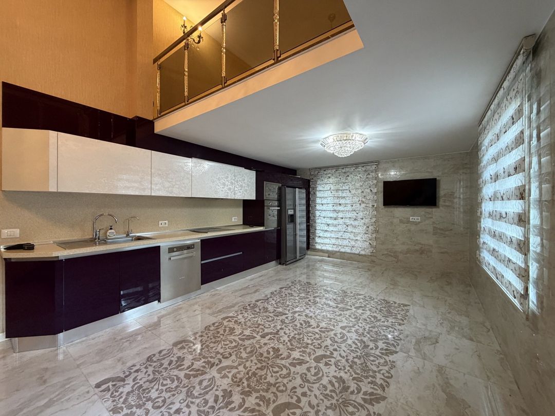 Satılır 3 otaqlı yeni tikili 230 m² — Mənzil, Bakı (4)