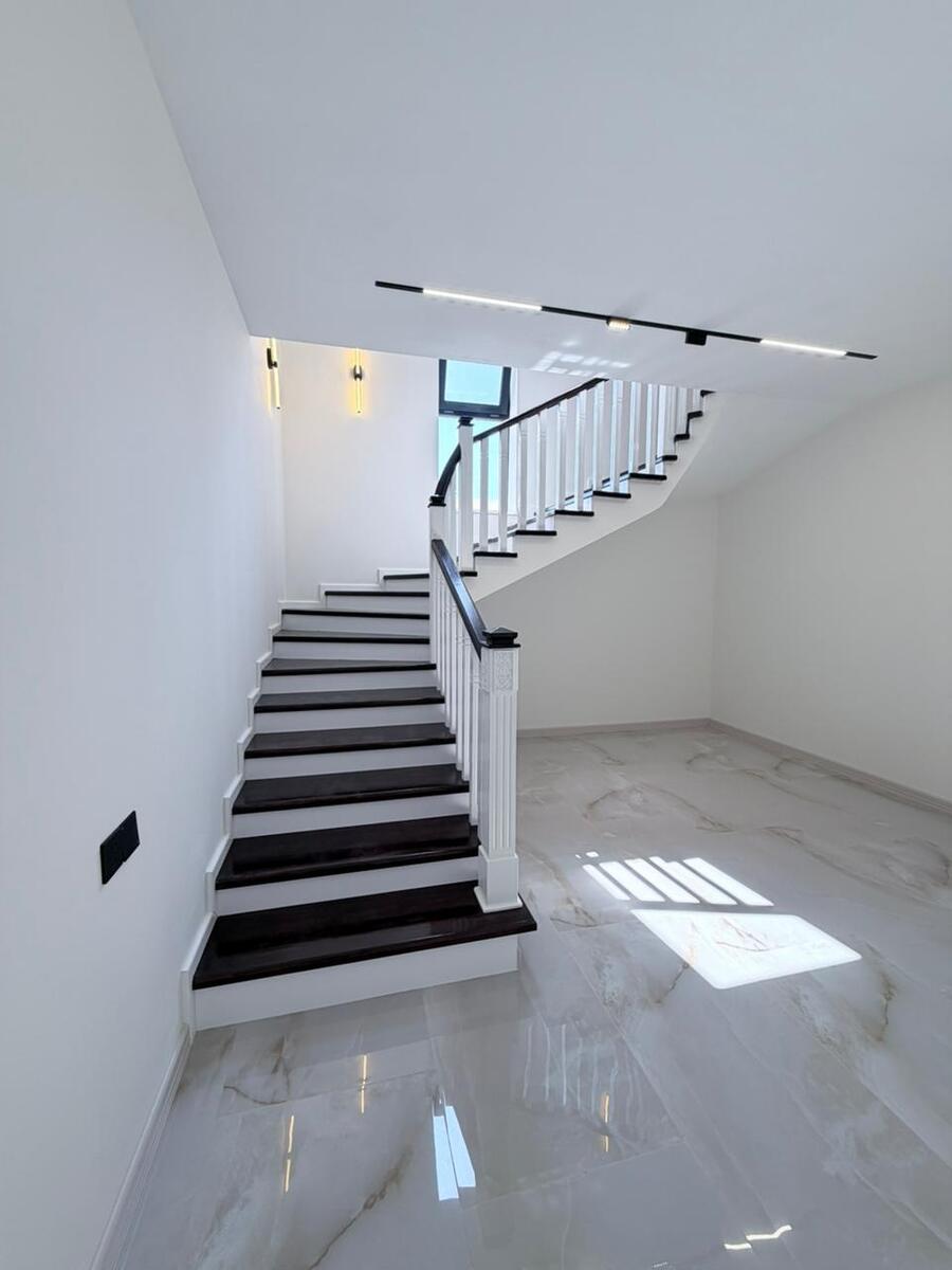 Satılır 5 otaqlı həyət evi/bağ evi 200 m² — Ev, villa, Bakı (7)