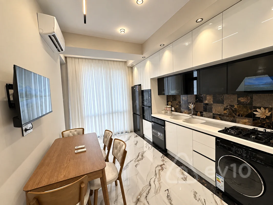 3 otaqlı mənzil, 110 m², Ayaz İsmayılov küçəsi — kirayə — Mənzil, Bakı (5)
