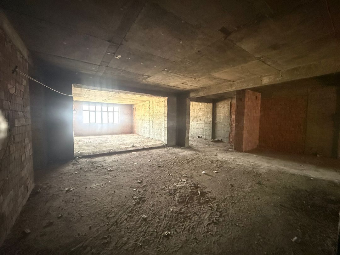 Satılır 3 otaqlı yeni tikili 220 m² — Mənzil, Bakı (2)