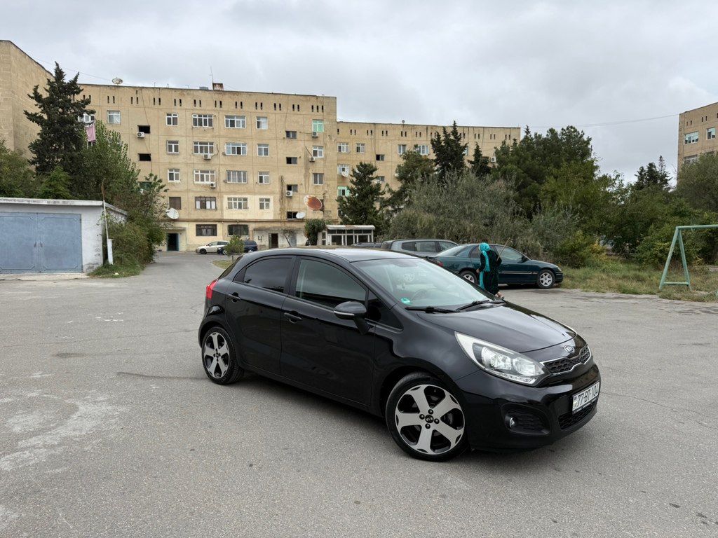 Kia Rio, 1.4 L, 2012 il, 270 000 km 77-BT-104 — Avtomobillər, Bakı (2)