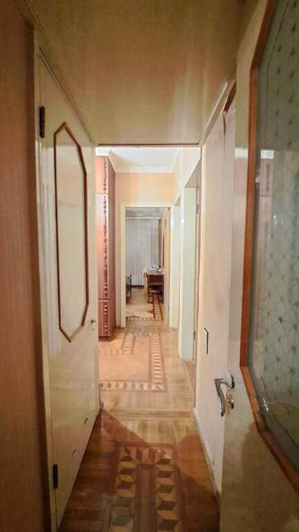 Satılır 4 otaqlı köhnə tikili 90 m² — Mənzil, Bakı (8)