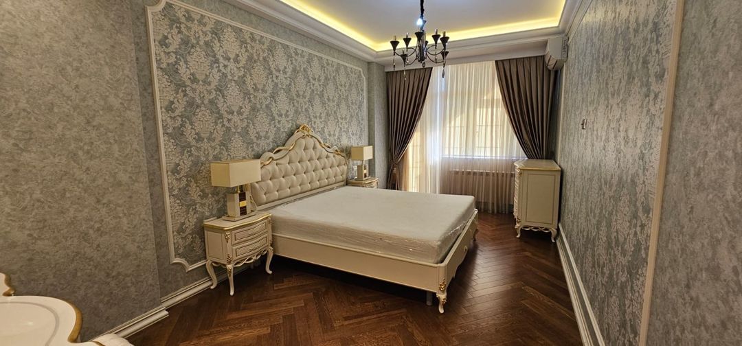 Satılır 4 otaqlı yeni tikili 204 m² — Mənzil, Bakı (6)
