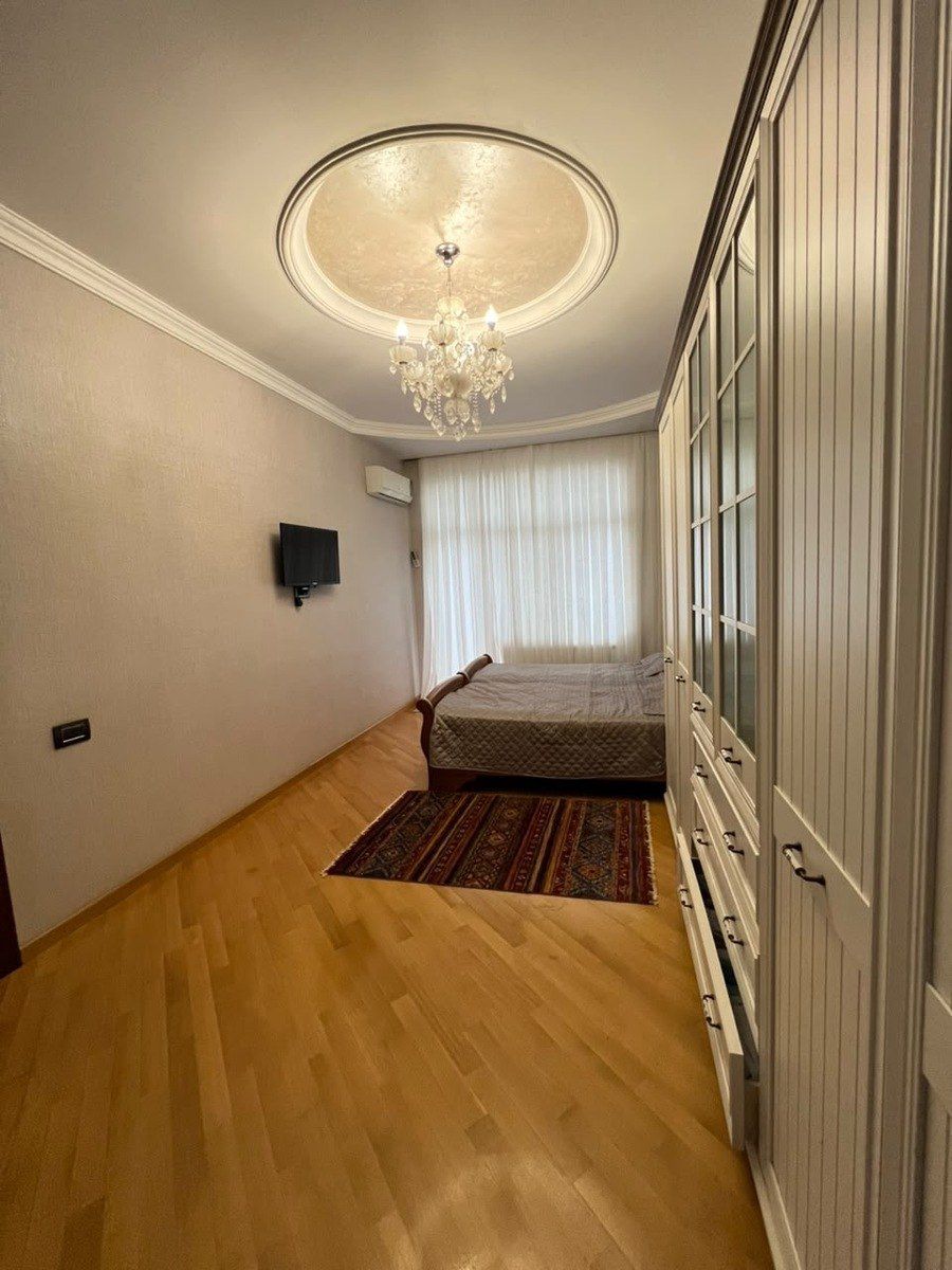 Satılır 4 otaqlı yeni tikili 160 m² — Mənzil, Bakı (10)