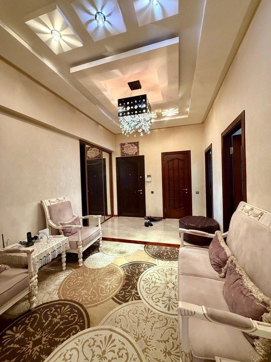Satılır 4 otaqlı yeni tikili 176 m² — Mənzil, Bakı (6)