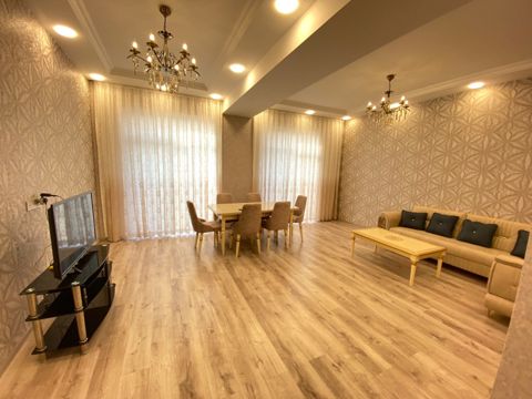 İcarəyə verilir 3 otaqlı yeni tikili 130 m² — Bakı