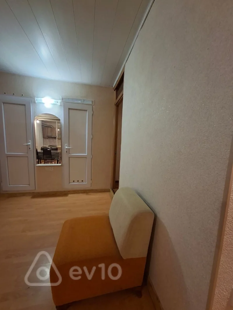 3 otaqlı mənzil, 65 m², 28 May küçəsi — kirayə — Mənzil, Bakı (11)