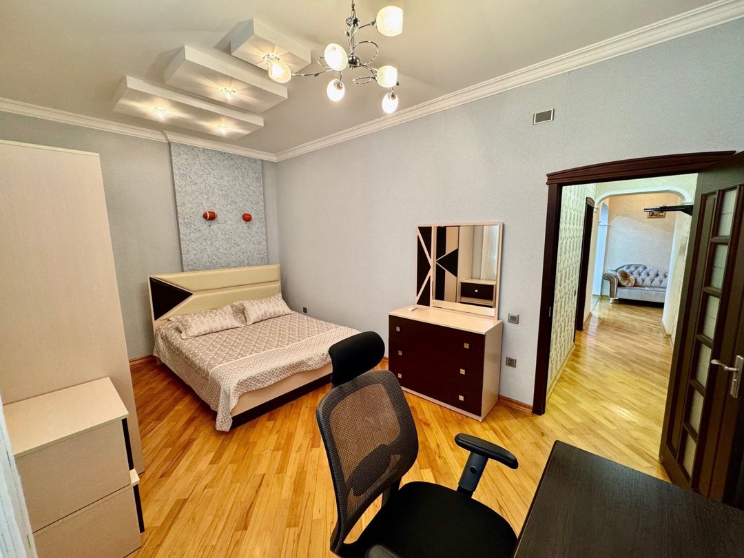 Satılır 3 otaqlı yeni tikili 120 m² — Mənzil, Bakı (12)
