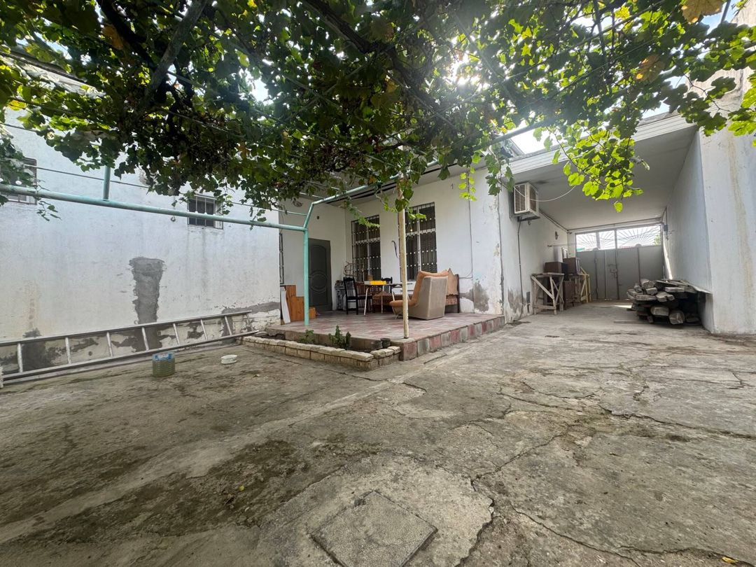 Satılır 5 otaqlı həyət evi/bağ evi 210 m² — Ev, villa, Bakı (2)