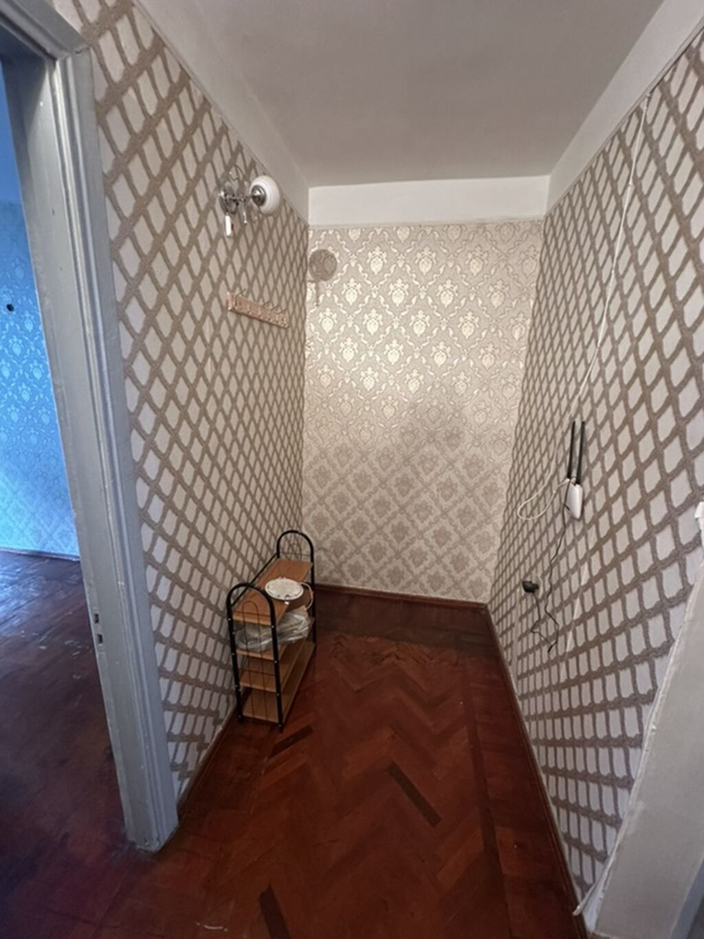 2 otaqlı mənzil kirayə verilir. Qaz su işıq daimi. İstilik mərkəzi 3 — Mənzil, Bakı (4)