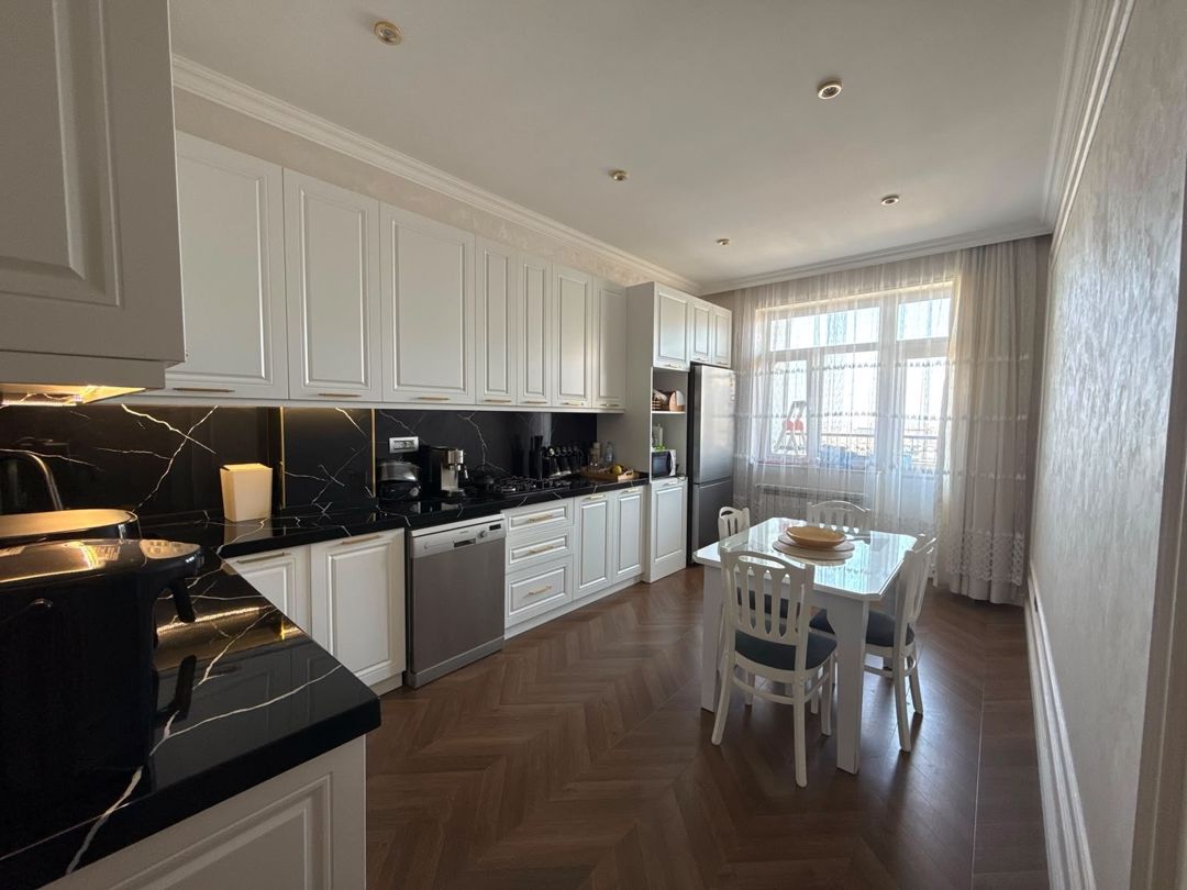 Satılır 3 otaqlı yeni tikili 158 m² — Mənzil, Bakı (5)