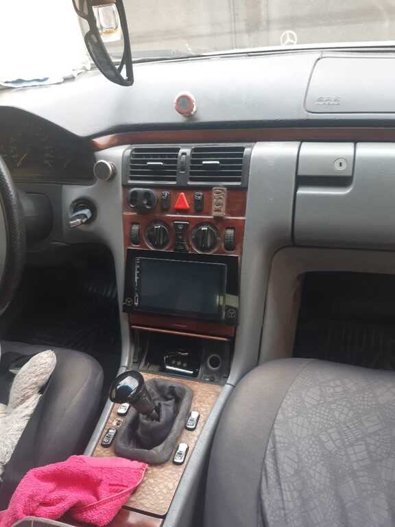 Mercedes E 220, 2.2 L, 1995 il, 345 000 km 21-BJ-663 — Avtomobillər, Bakı (8)