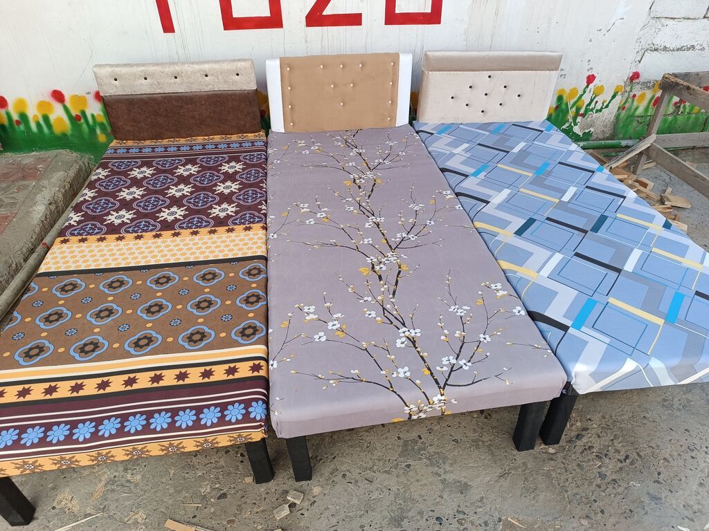 Təknəfərlik Divan Təzə Kravatlar Hazirlari Var Rəng Seçimi — Yataqlar, Bakı (4)