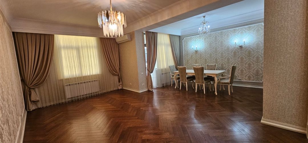 Satılır 4 otaqlı yeni tikili 204 m² — Mənzil, Bakı (2)
