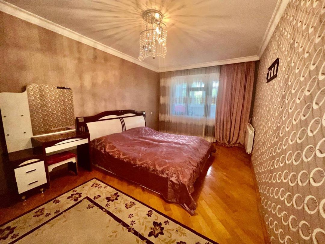 Satılır 4 otaqlı köhnə tikili 120 m² — Mənzil, Bakı (3)