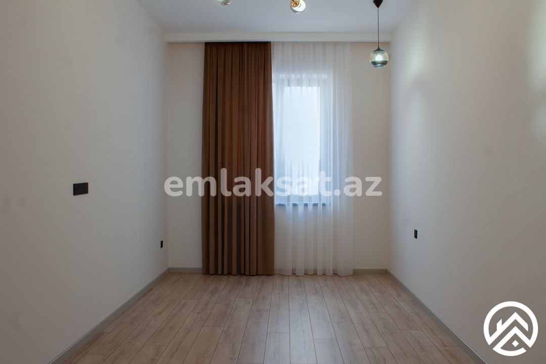 Satılır 4 otaq həyət evi / bağ evi 200 m², Şüvəlan — Ev, villa, Bakı (11)