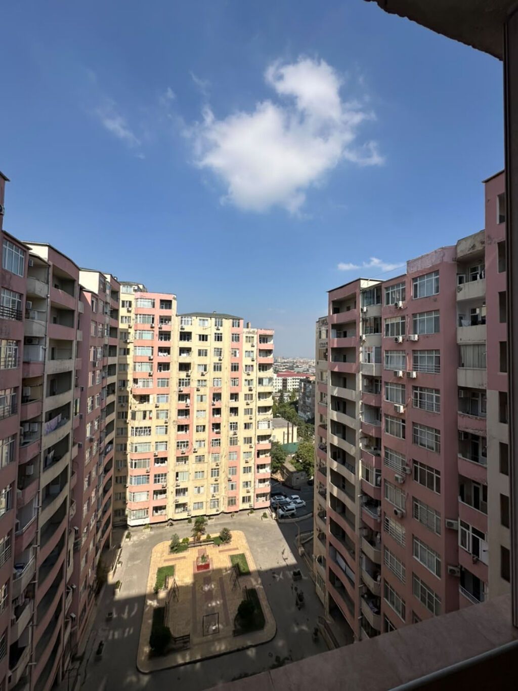 Həsən Əliyev küç. (Ximqorodok) Çıraq Plaza ilə üzbəüz 2 otaqlı — Mənzil, Bakı (5)
