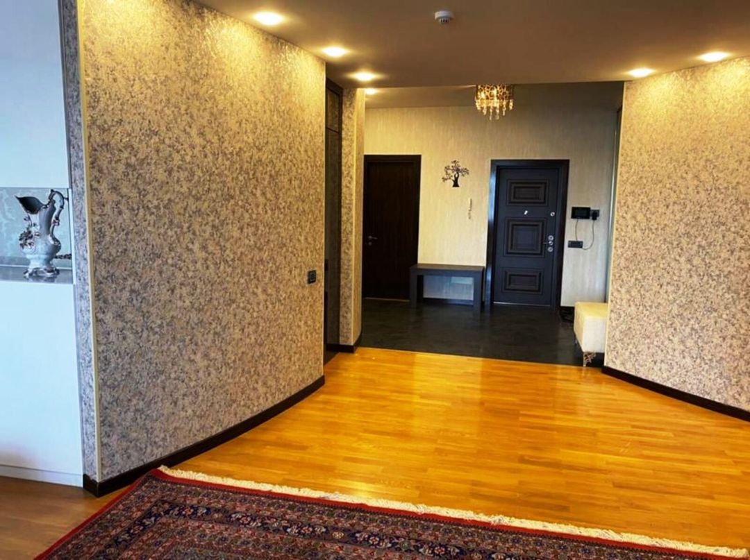 İcarəyə verilir 4 otaqlı yeni tikili 180 m² — Mənzil, Bakı (8)
