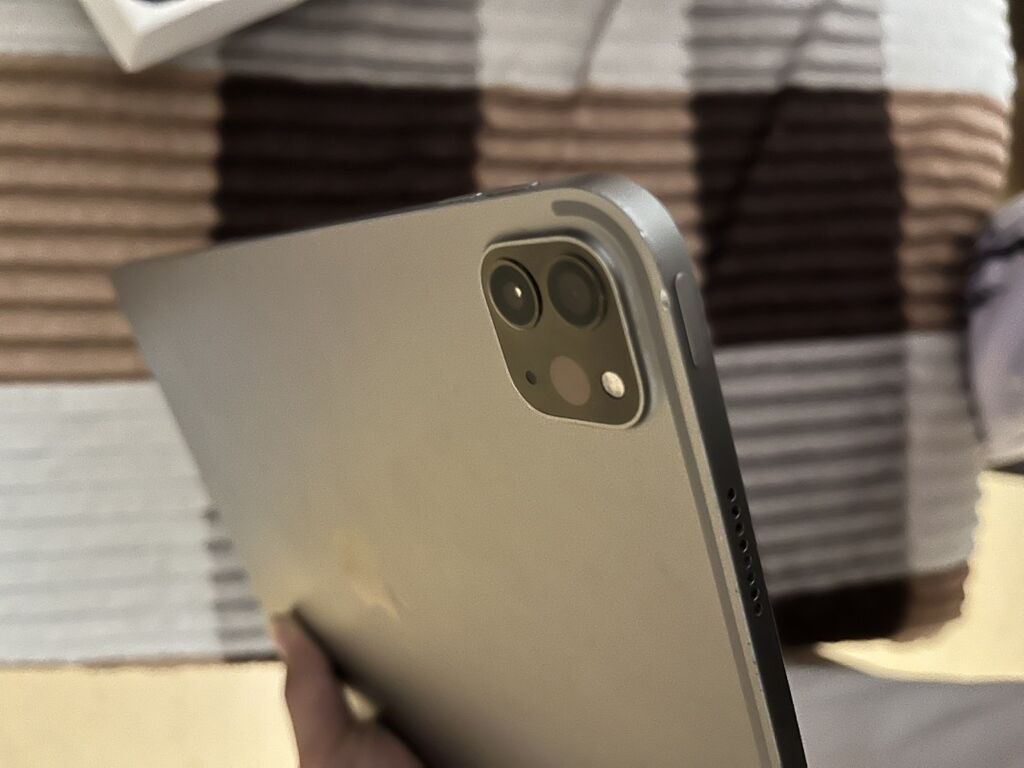 I pad usda əli görmüyüb ekranıda düzəltdirməmişəm bunun üçün — Apple, Şəmkir (5)