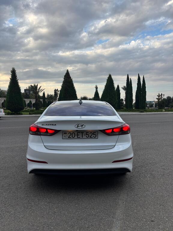 Hyundai Elantra, 2.0 L, 2016 il, 130 000 km 20-ET-525 — Avtomobillər, Gəncə (5)