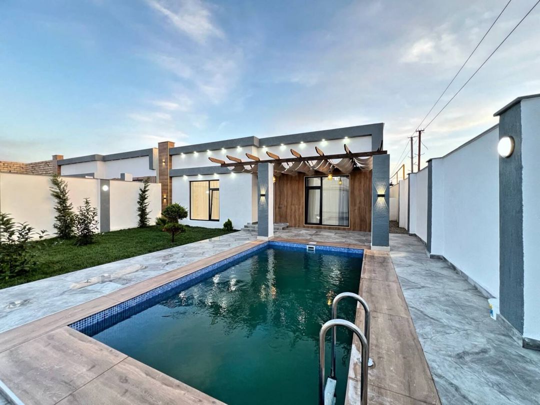 Satılır 4 otaqlı həyət evi/bağ evi 160 m² — Ev, villa, Bakı (2)