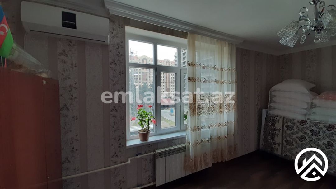 Satılır 5 otaq köhnə tikili 110 m², Bakıxanov — Mənzil, Bakı (12)