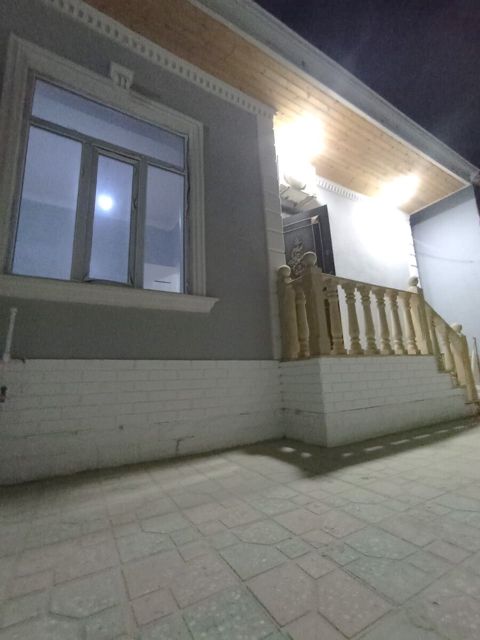 Satılır 2 otaqlı həyət evi/bağ evi 50 m² — Bakı
