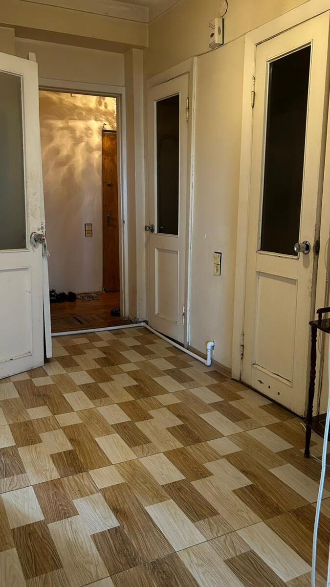 Satılır 4 otaqlı köhnə tikili 110 m² — Mənzil, Bakı (3)