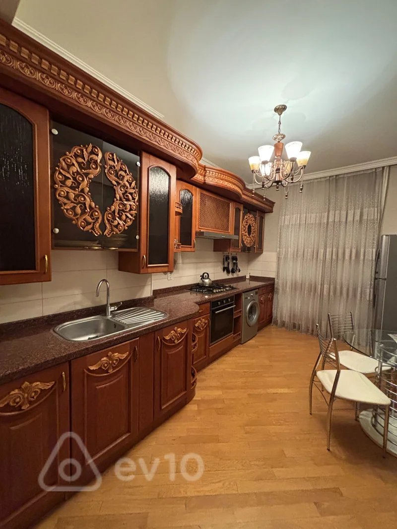 3 otaqlı mənzil, 120 m², Svetlana Memmedova küç. — kirayə — Mənzil, Bakı (8)