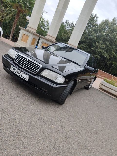 Mercedes C 180, 1.8 L, 2000 il, 303 000 km — Tovuz