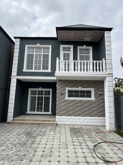 Satılır 4 otaqlı həyət evi/bağ evi 140 m² — Bakı