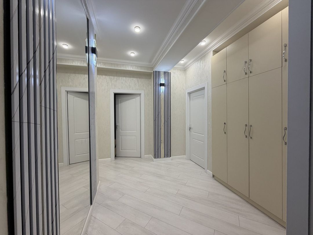 Satılır 3 otaqlı yeni tikili 82 m² — Mənzil, Bakı