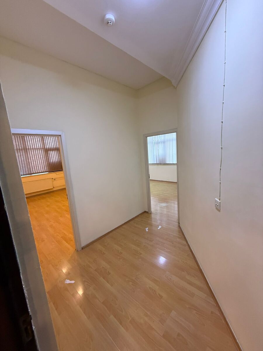 İcarəyə verilir 6 otaqlı ofis 255 m² — Ofis, Bakı (7)