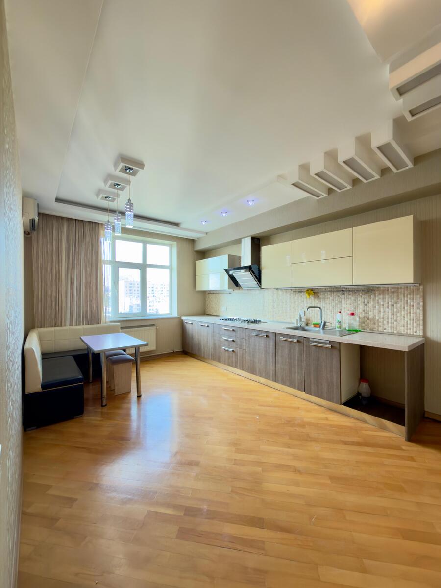 Satılır 3 otaqlı yeni tikili 135 m² — Mənzil, Bakı (8)