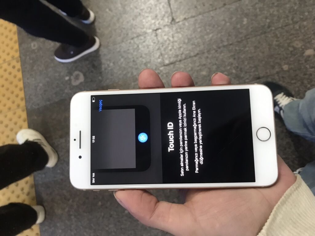 IPhone 8 Plus, 64 GB, Qızılı, Barmaq izi — Apple iPhone, Bakı (2)