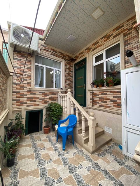 Satılır 3 otaqlı həyət evi/bağ evi 80 m² — Bakı