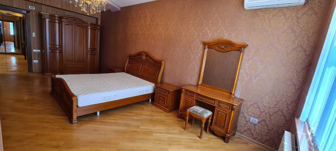 İcarəyə verilir 4 otaqlı yeni tikili 201 m² — Mənzil, Bakı (10)